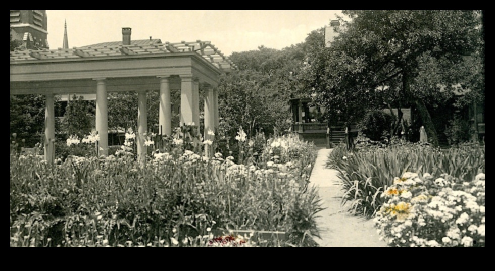 A Walk Through History in 10 Gardens 2 A Walk Through Time: Historical Gardens in Different Eras
