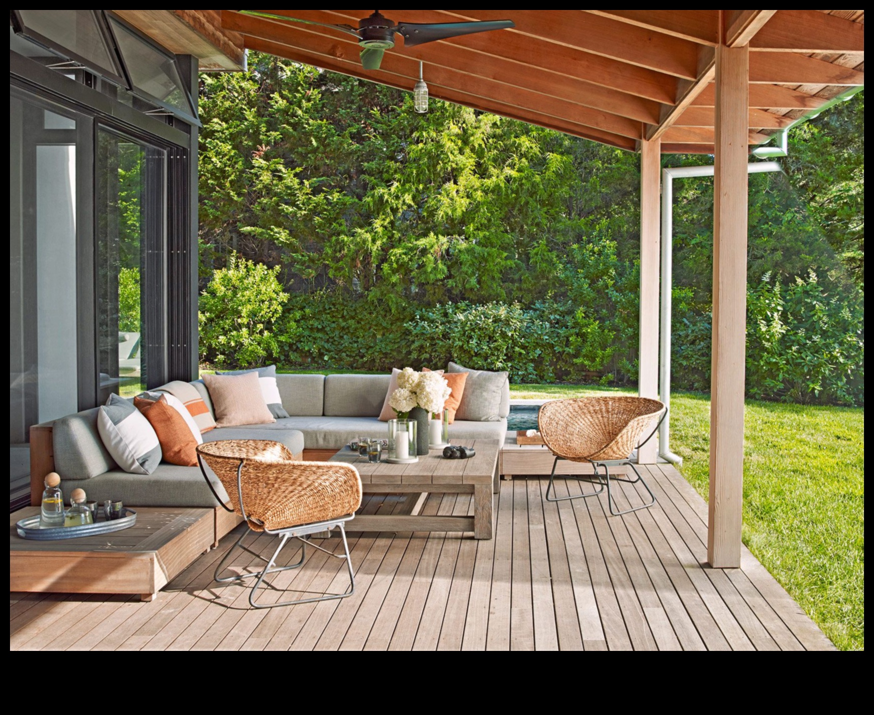 Alfresco Comfort: Embrace Relaxation with Stylish Furnishings