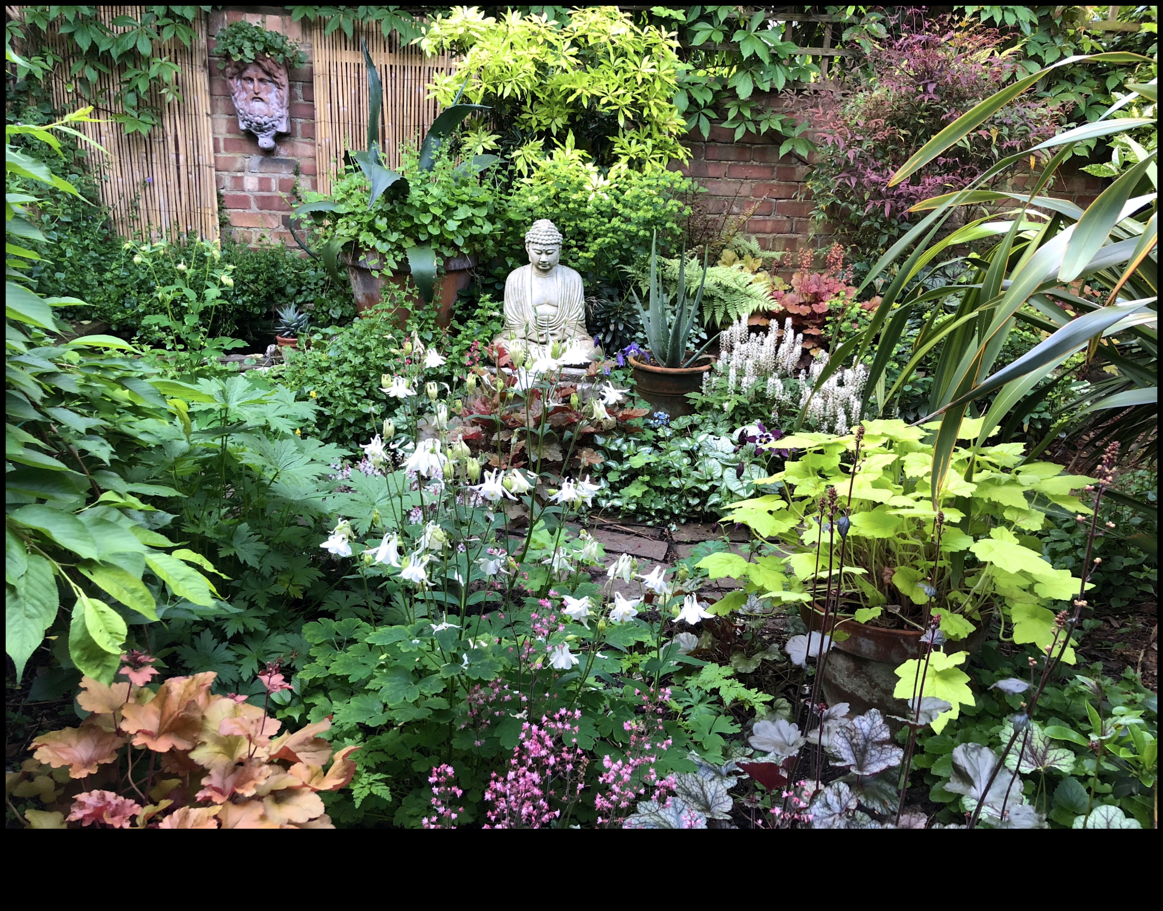 Artful Retreat: Inspiring Garden Art Ideas for All Tastes