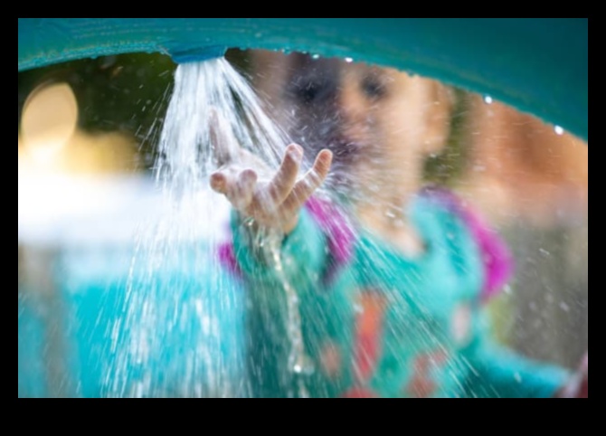 Babbling Brook: Musical Water Fun for Babies