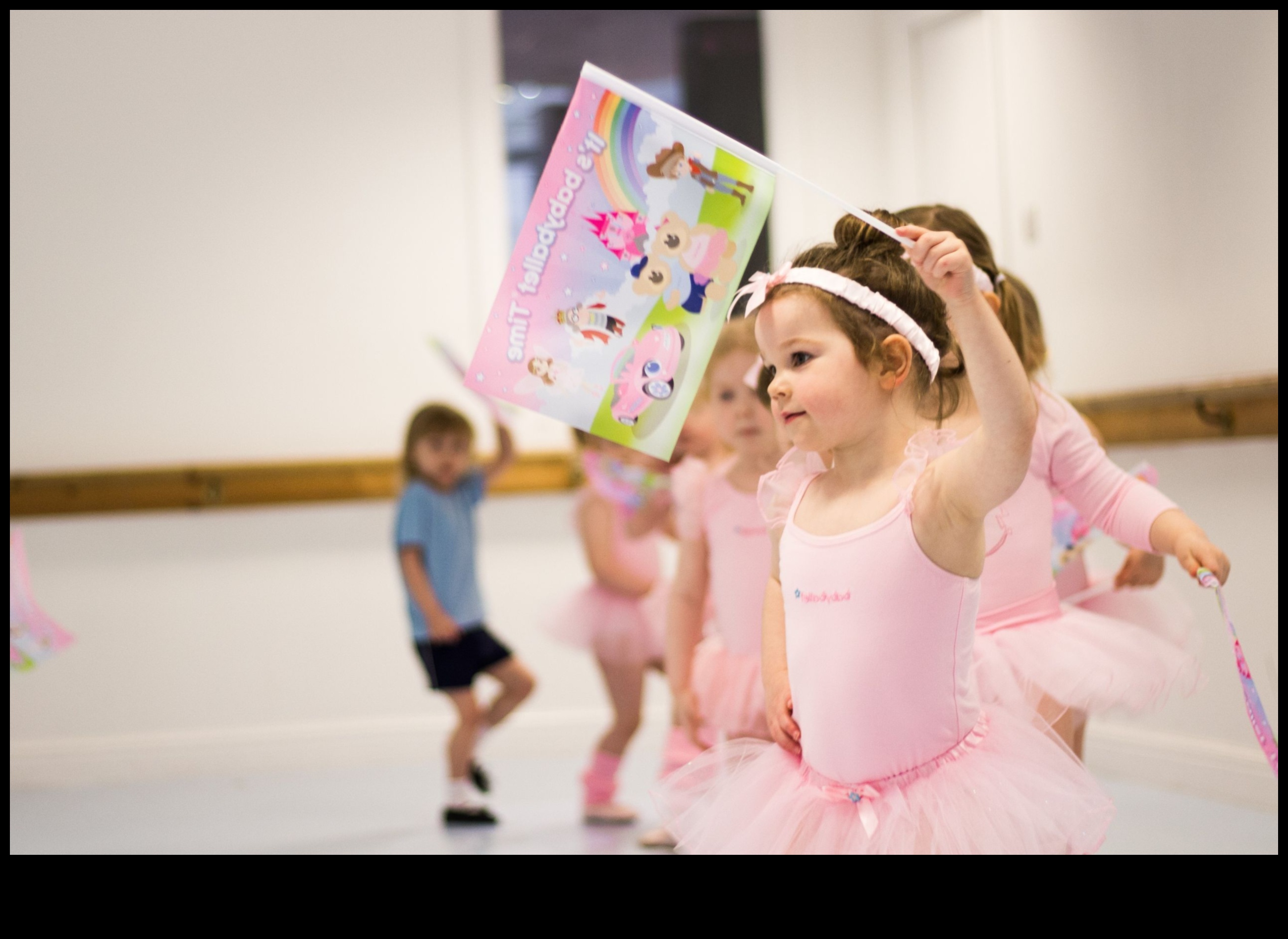 Baby Ballet: Encouraging Early Movement