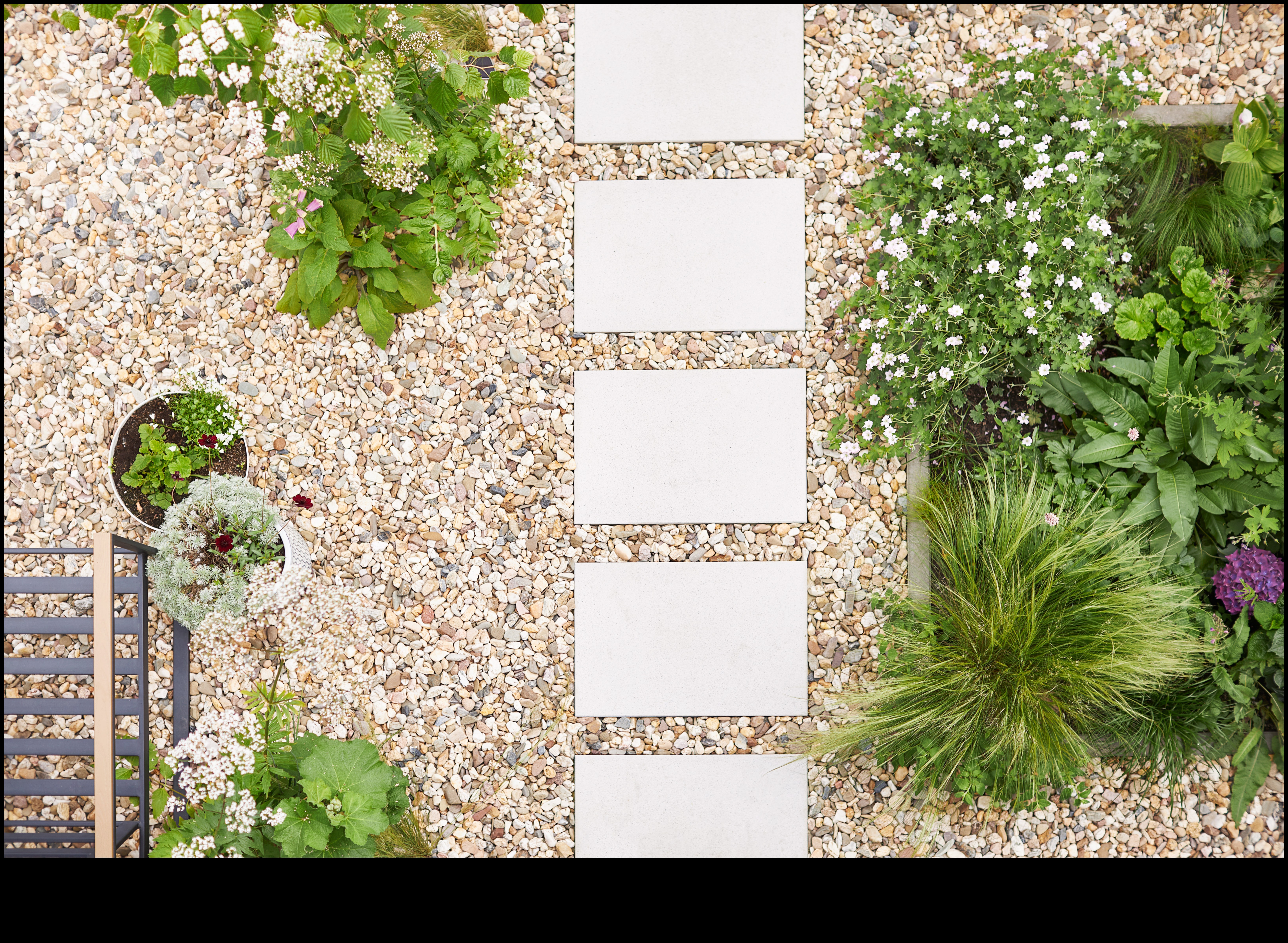 Artistic Harmony: Elevate Your Garden with Chic Accents