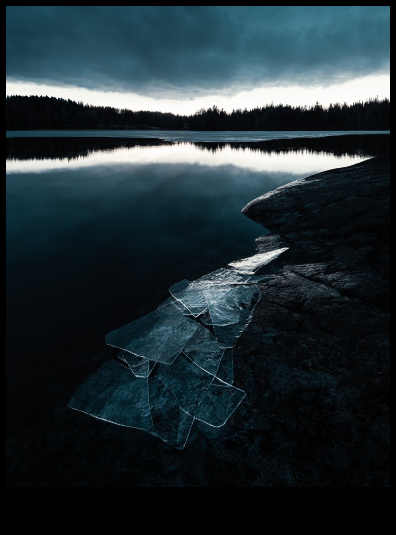 Tranquil Reflections: Landscape Photography at Its Most Serene