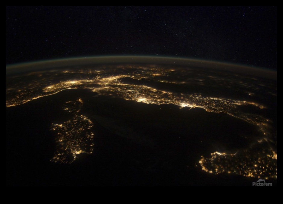 City Lights: Nightscapes Illuminating Urban Beauty