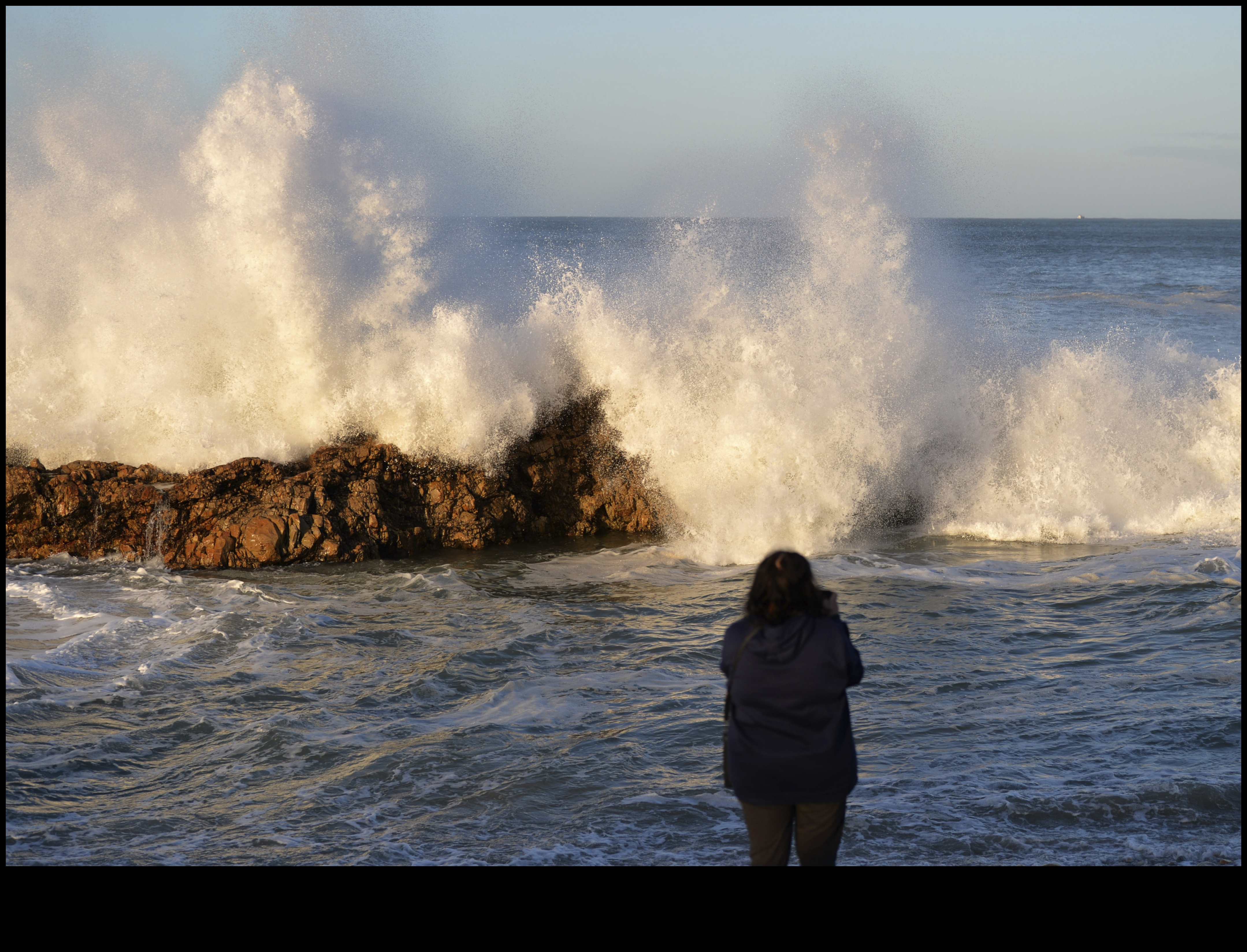 The Rhythm of Waves: Coastal and Shoreline Views Unveiled
