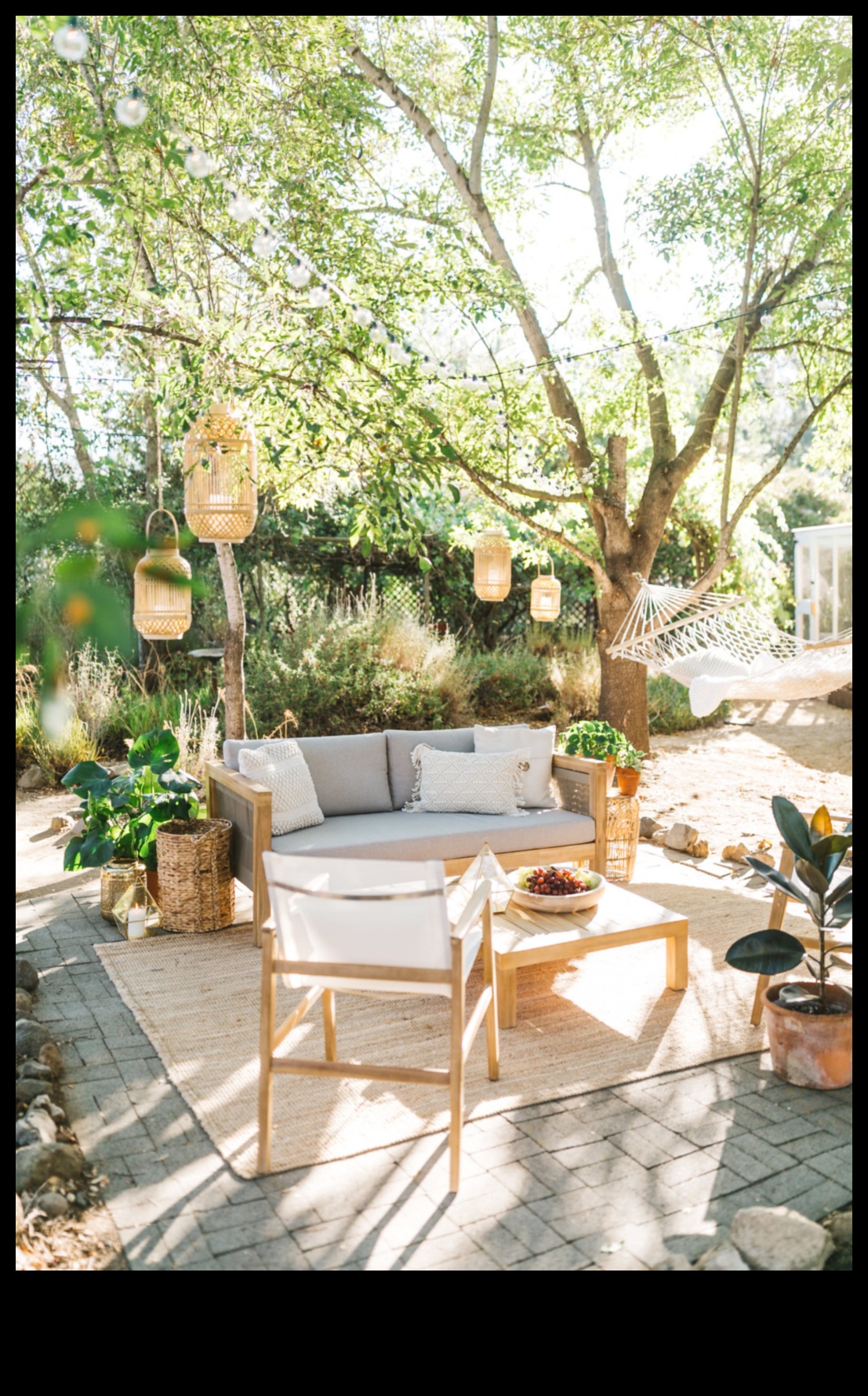 Enchanted Outdoors: Discover the Allure of Chic Garden Furniture