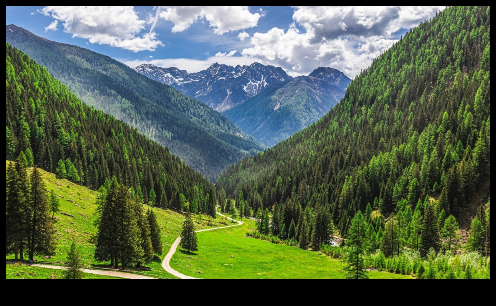 Visions Beyond Horizon: Exploring the Limitless Beauty of Landscapes