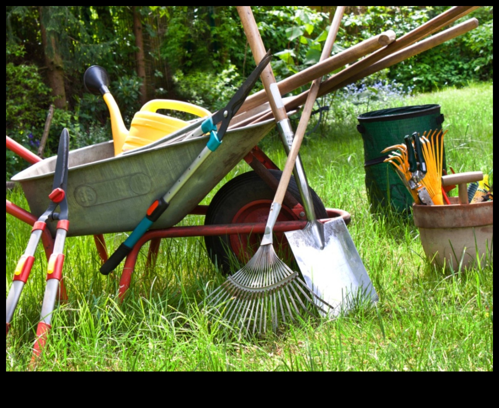 Garden Gadgetry Level Up Your Lawn Care with the Best Tools 2 Garden Gadgetry: Elevate Your Green Space with Top Tools