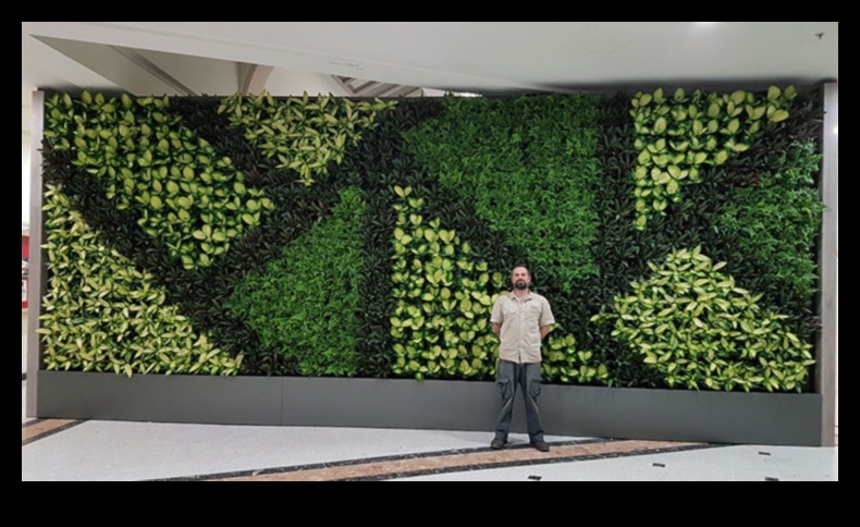 Green Tapestry Vertical Gardens That Add Beauty and Function to Any Space 2 Green Tapestry: Creating Artful Landscapes with Vertical Gardens