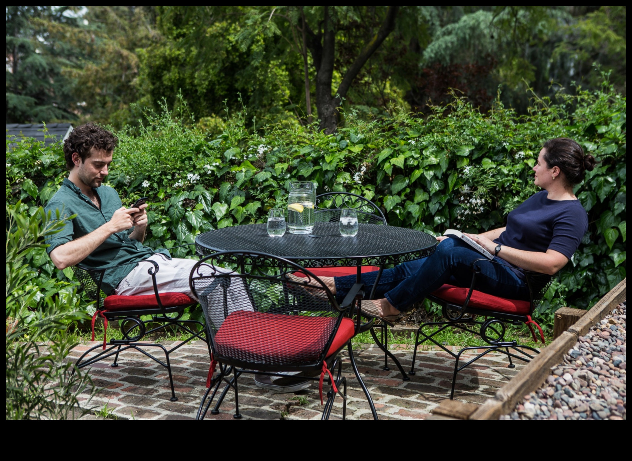 Harmony in Nature: Stylish and Practical Garden Furniture Picks