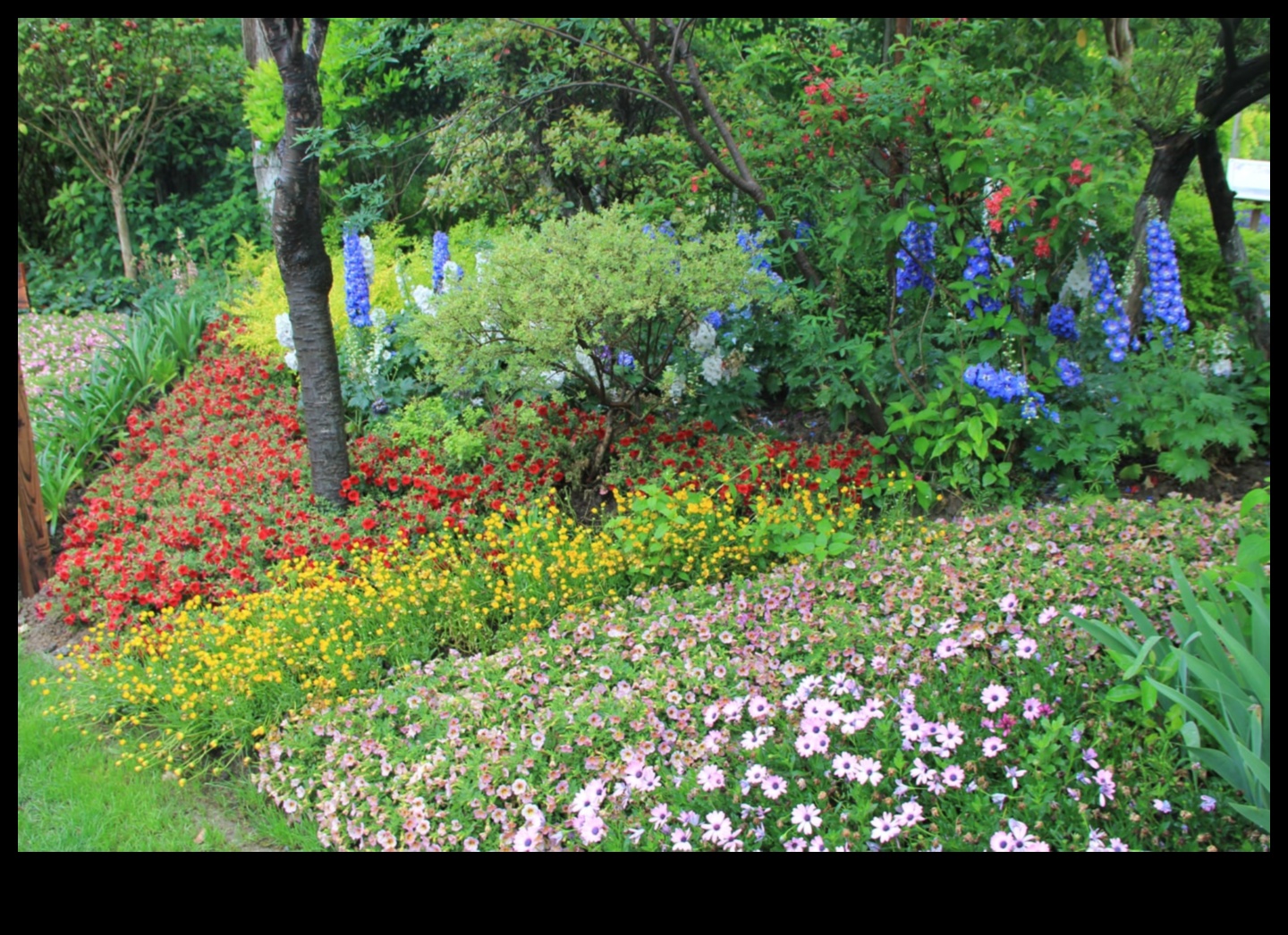 Lush Landscapes Await: Essential Garden Equipment Unveiled