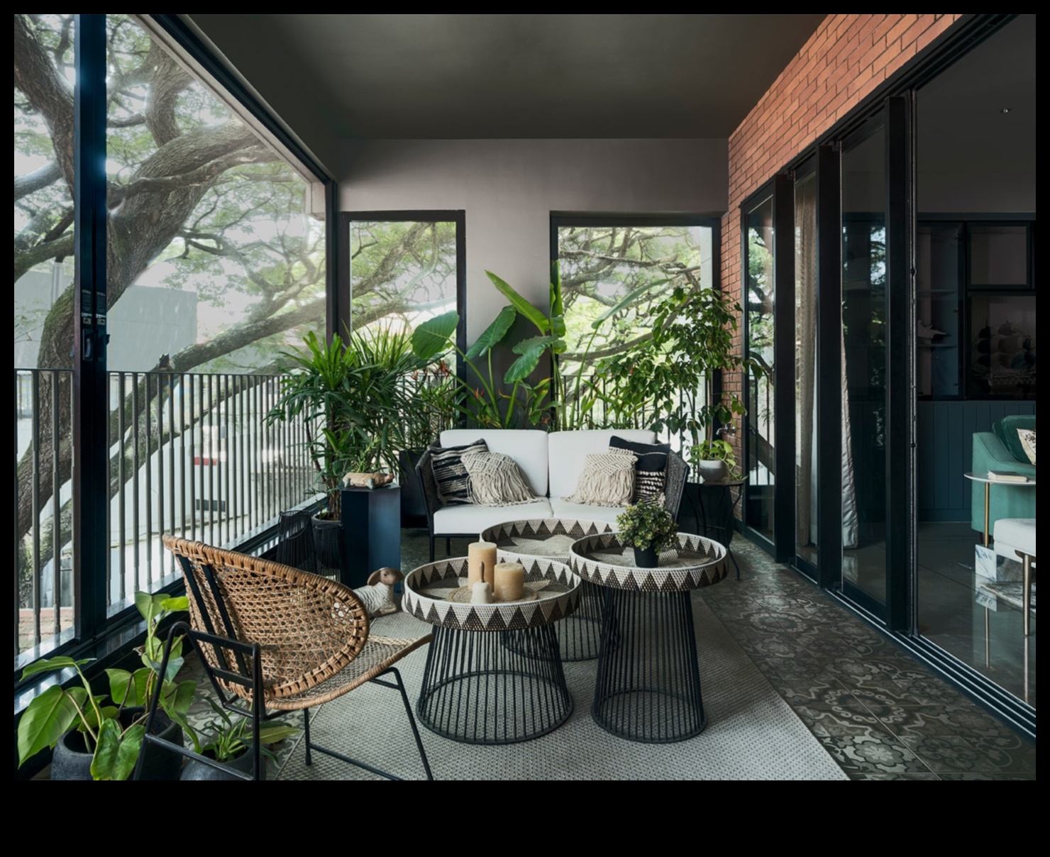 Nature's Lounging: Craft Tranquil Spaces with Garden Seating