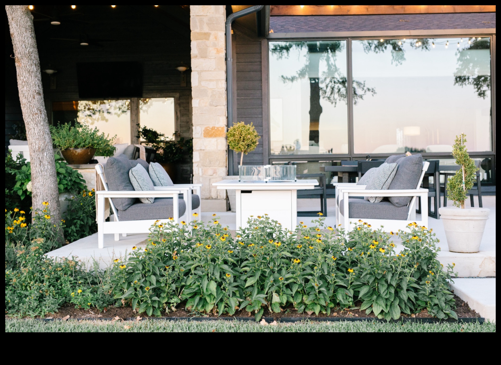 Nature's Palette: Infusing Color into Your Outdoor Canvas