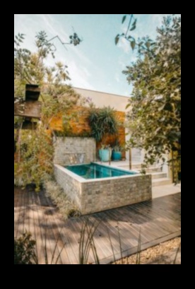 Outdoor Oasis 10 Trendsetting Art Pieces to Transform Your Space 1