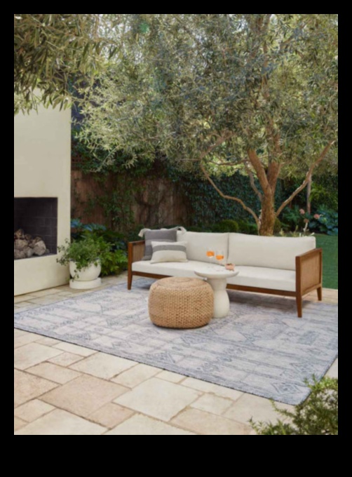 Outdoor Oasis 5 Ways to Transform Your Space with Trendsetting Decor 4 Outdoor Oasis: Transform Your Space with Trendsetting Decor
