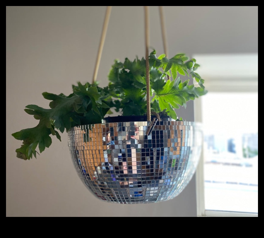 Pint-Sized Gardens Growing Green in Small Spaces 2 Pint-Sized Gardens: Urban Gardening in Tiny Spaces