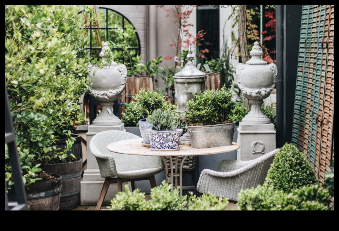 Sculptural Elegance: Elevate Your Garden with Artistic Flair