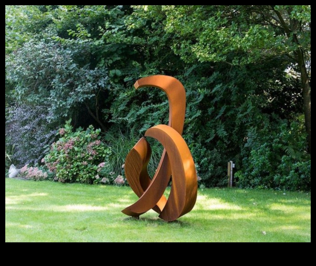 Sculpting Nature: Elevate Your Space with Garden Art