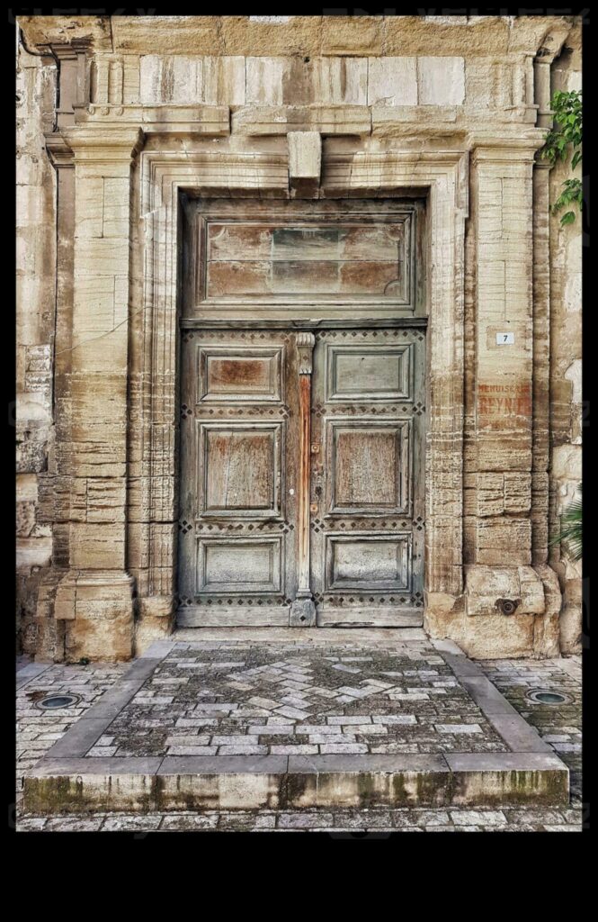 The Timeless Beauty of Ancient Architecture 1