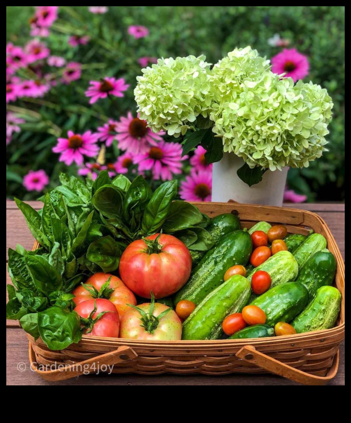 Thriving Naturally: Mastering Organic Gardening Secrets