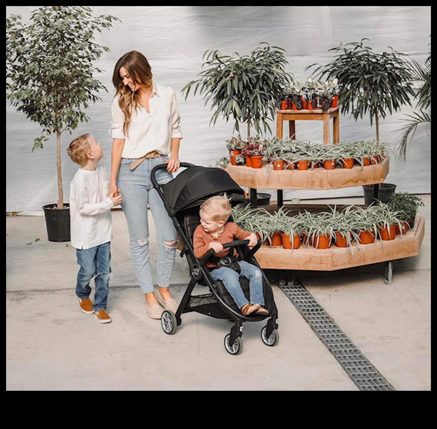 Tiny Travelers Compact and Convenient Baby Gear for Families on the Go 2 Tiny Travelers: Compact and Convenient Baby Gear