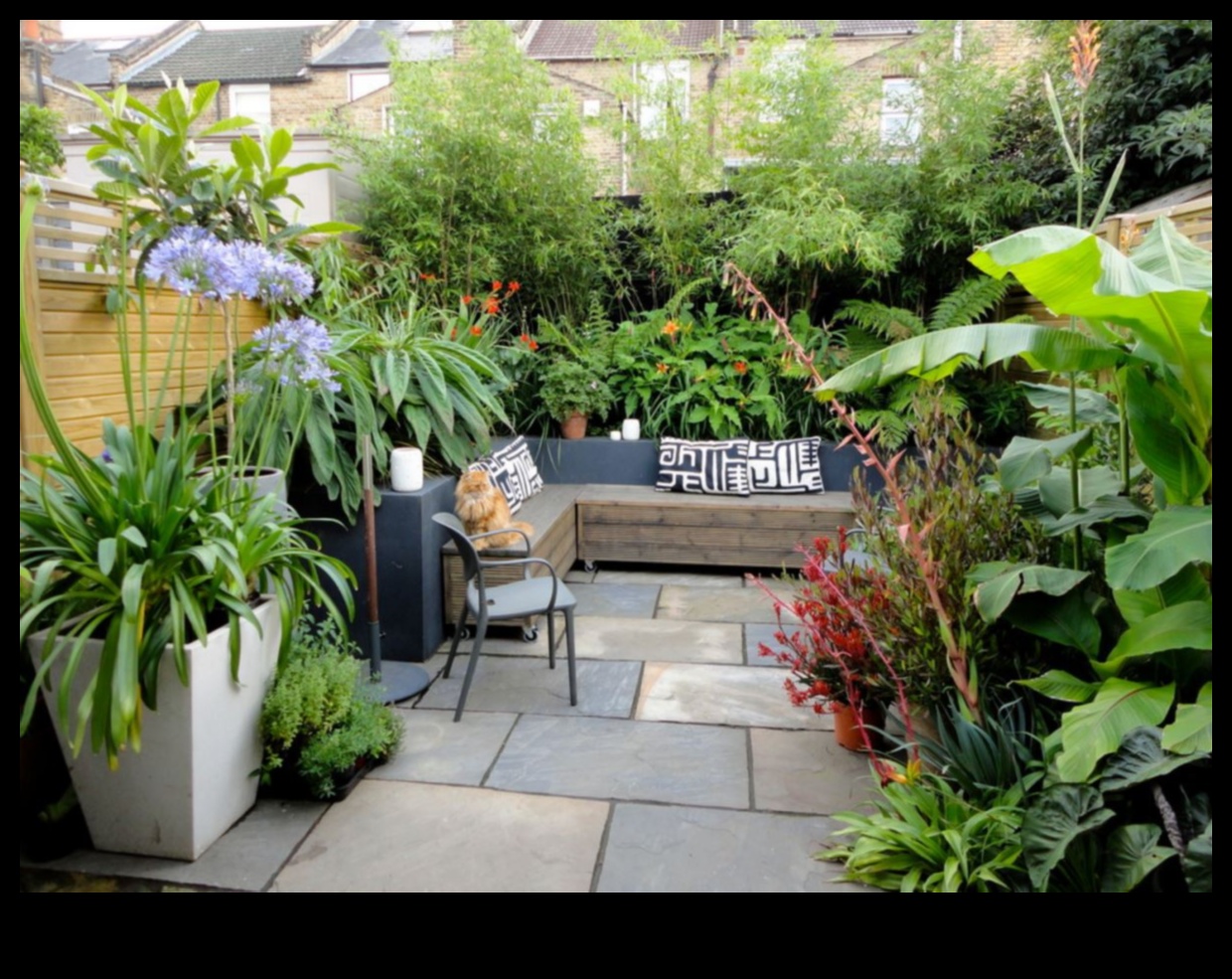 Garden Oasis: Elevate Your Space with Stylish Furnishings