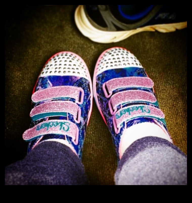 Twinkle Toes: Encouraging Early Steps with Love